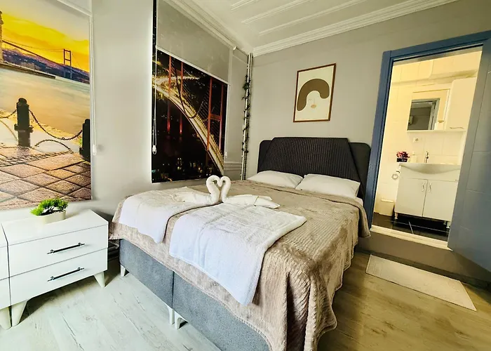 Cozy Yellow Home-2 * Istanbul