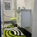 아파트 Cozy Yellow Home-2 *